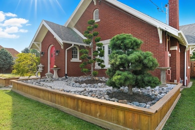 2112 W College St, Springfield, MO 65806 - photo 5