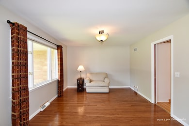 1445 W Downer Place, Aurora, IL 60506 - photo 4