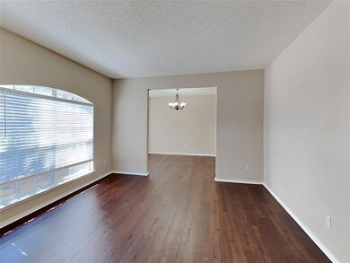 7200 Chaucer Dr, Denton, TX 76210 - photo 3