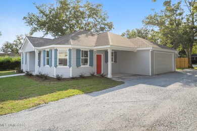 306 Third St, Bay Saint Louis, MS 39520 - photo 2