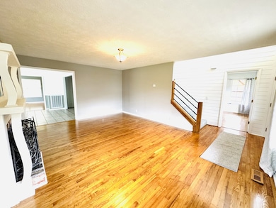 8508 Old Harding Ln, Nashville, TN 37221 - photo 6