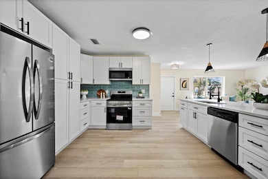 19052 SE Hillcrest Dr, Jupiter, FL 33469 - photo 2