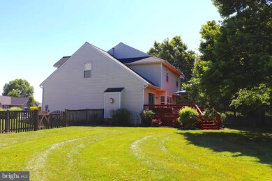 106 Crossing Pointe Ct, Frederick, MD 21702 - photo 3