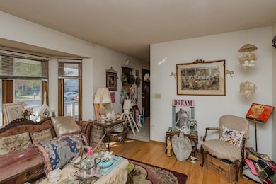 1834 S Red Oaks St, Wichita, KS 67207 - photo 3