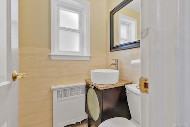 3029 143rd St, Flushing, NY 11354 - photo 3