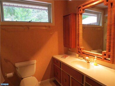 44 Meadow Glen Ln, Reading, PA 19607 - photo 7