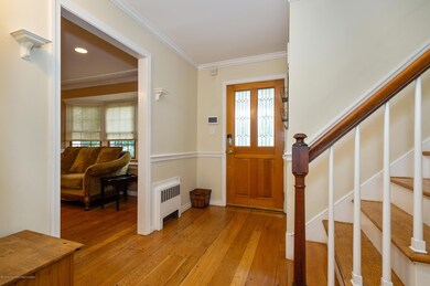 03_555ChainOHillsRoad_32_Foyer_HiRes
