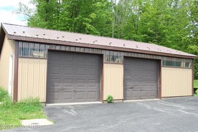 26X36 2 1/2 car garage