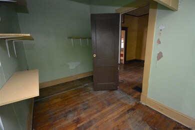 19 107th St, Troy, NY 12182 - photo 6