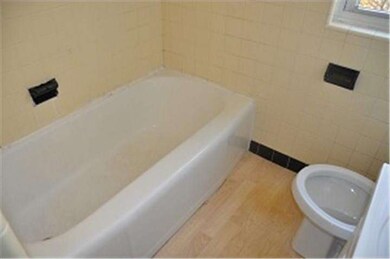 225 Shepherd Ln, Norristown, PA 19403 - photo 5