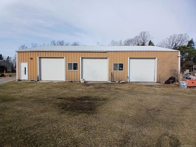 28405 26 Mile Rd, New Haven, MI 48048 - photo 3