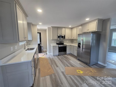 205 W Roswell St, Troy, NC 27371 - photo 3