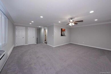 17 Quentin Place unit 1703B, Coram, NY 11727 - photo 4