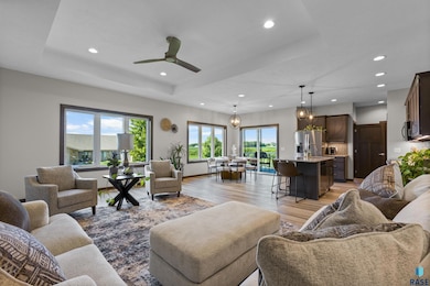 204 S 15th Ave, Rock Rapids, IA 51246 - photo 6