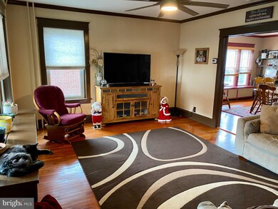 633 State St, Hamburg, PA 19526 - photo 2