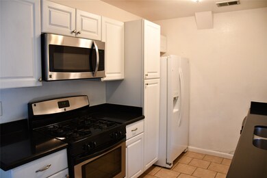 5434 Goldspier St, Houston, TX 77091 - photo 3