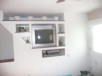 124 Birch Leaf Dr, Milford, PA 18337 - photo 3