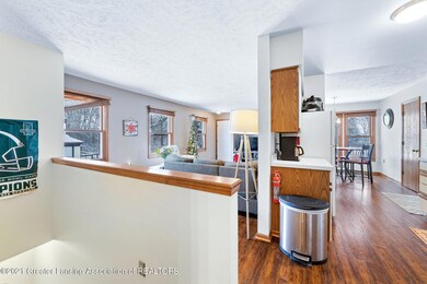 7-web-or-mls-Home-Exposure-2811-Trudy-15
