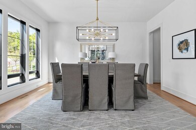 7210 Thrasher Rd, McLean, VA 22101 - photo 4