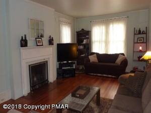 703 Thomas St, Stroudsburg, PA 18360 - photo 4
