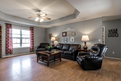 RE_207 N Maplecrest-6
