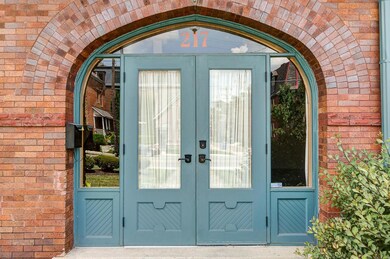 Exterior Entry