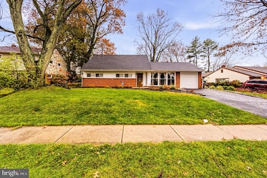 1111 N Hilton Rd, Wilmington, DE 19803 - photo 2