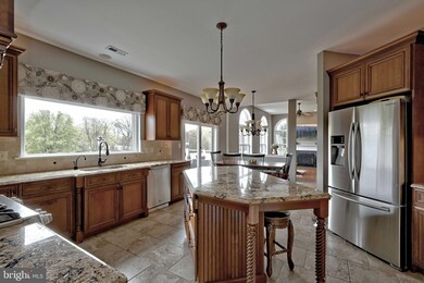 24 Waters Edge Dr, Riverside, NJ 08075 - photo 4