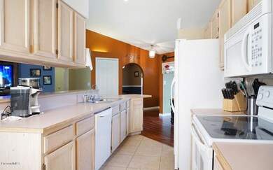 7010 Cairo Rd-11