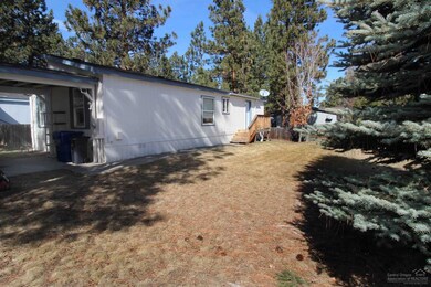 19844 Fennic Ct, Bend, OR 97702 - photo 2