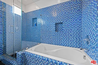 1221 N Kings Rd unit 207, West Hollywood, CA 90069 - photo 6