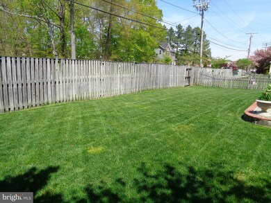 8 Kahl Manor Ct, Perry Hall, MD 21128 - photo 6