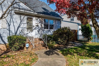 13 Putnam Ave, Edison, NJ 08817 - photo 4