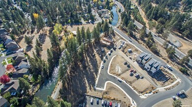 0 SW Riverwalk Ln unit 23 201905579, Bend, OR 97702 - photo 5