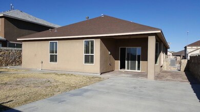 14368 Desert Sunset Dr, Horizon City, TX 79928 - photo 2