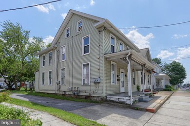 514 W Main St, Palmyra, PA 17078 - photo 4