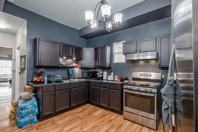 4910 W Walton St, Chicago, IL 60651 - photo 5