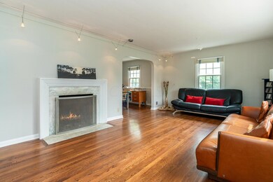1824 Suffolk Rd-51