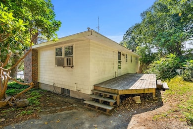 19 Clark St, Salem, MA 01970 - photo 3