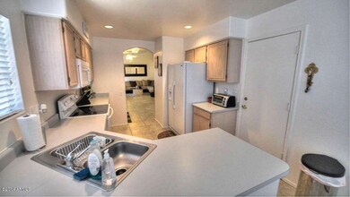 Eat In Kitchen