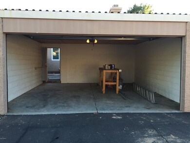 Garage 3