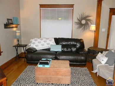 326 SW Quinton Ave, Topeka, KS 66606 - photo 4