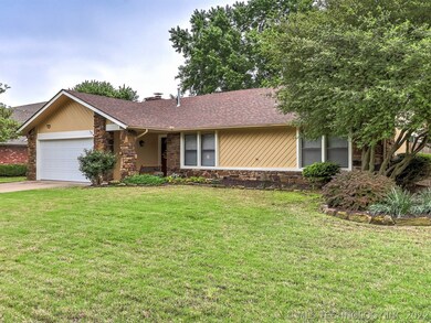 2521 W Broadway St, Broken Arrow, OK 74012 - photo 2