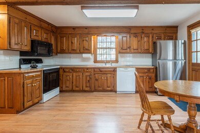 20 Meredith Dr, Nashua, NH 03063 - photo 3