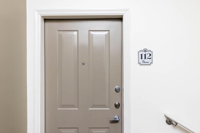 112 E Mound St #3-04