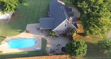 1112 N 6th St, Henryetta, OK 74437 - photo 3