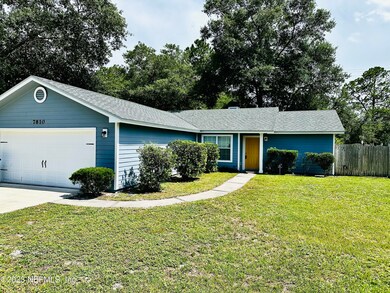 7810 Hunters Lake Cir S, Jacksonville, FL 32210 - photo 3