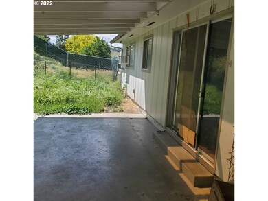 320 Barratt Blvd, Heppner, OR 97836 - photo 2