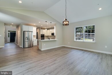 11647 Wollaston Cir, Swan Point, MD 20645 - photo 5