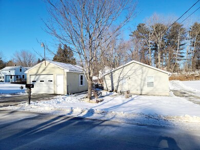 63 Mitchell St, Mechanic Falls, ME 04256 - photo 6